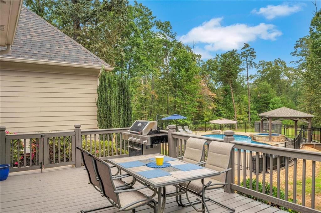 Dawsonville, Georgia, 30534, United States, 4 Bedrooms Bedrooms, ,5 BathroomsBathrooms,Residential,Active,1936637