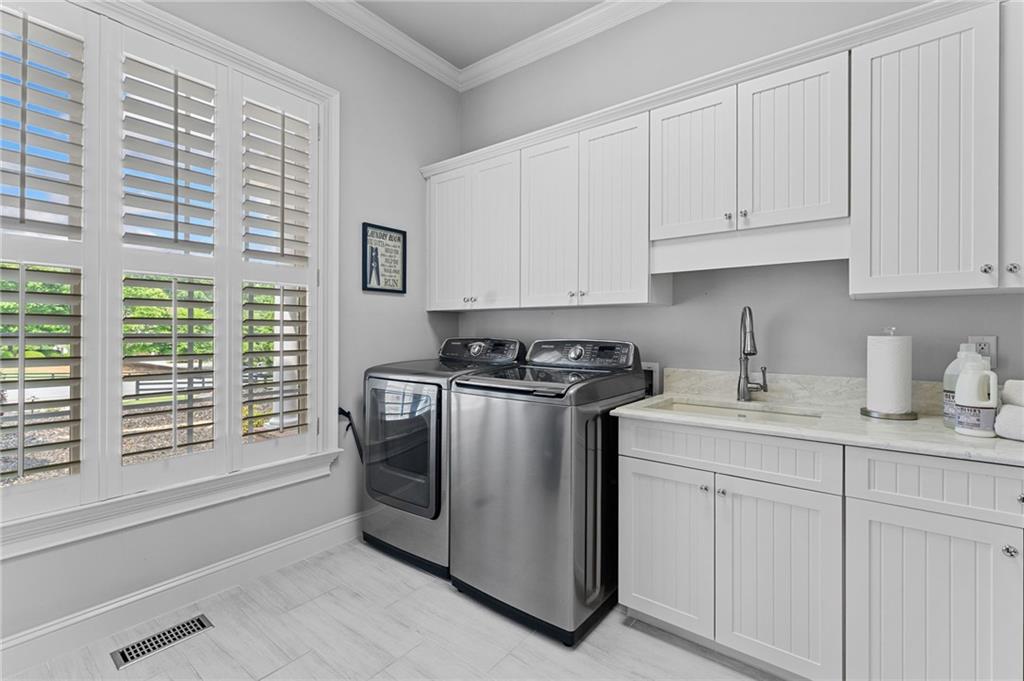 Canton, Georgia, 30115, United States, 6 Bedrooms Bedrooms, ,7 BathroomsBathrooms,Residential,Active,1831788