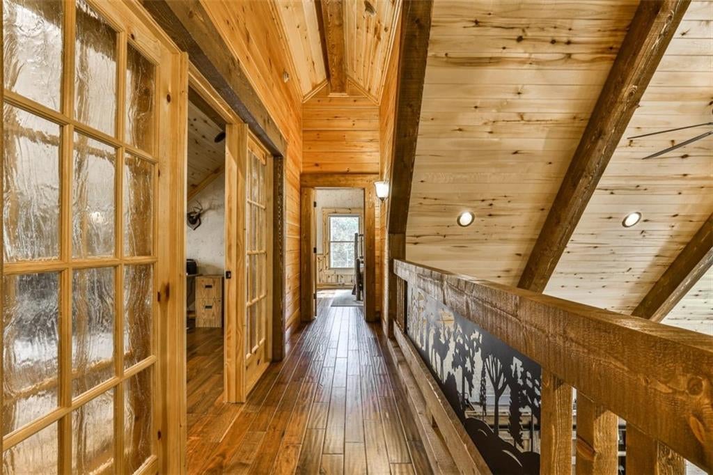 Talking Rock, Georgia, 30175, United States, 5 Bedrooms Bedrooms, ,5 BathroomsBathrooms,Residential,Active,1953388