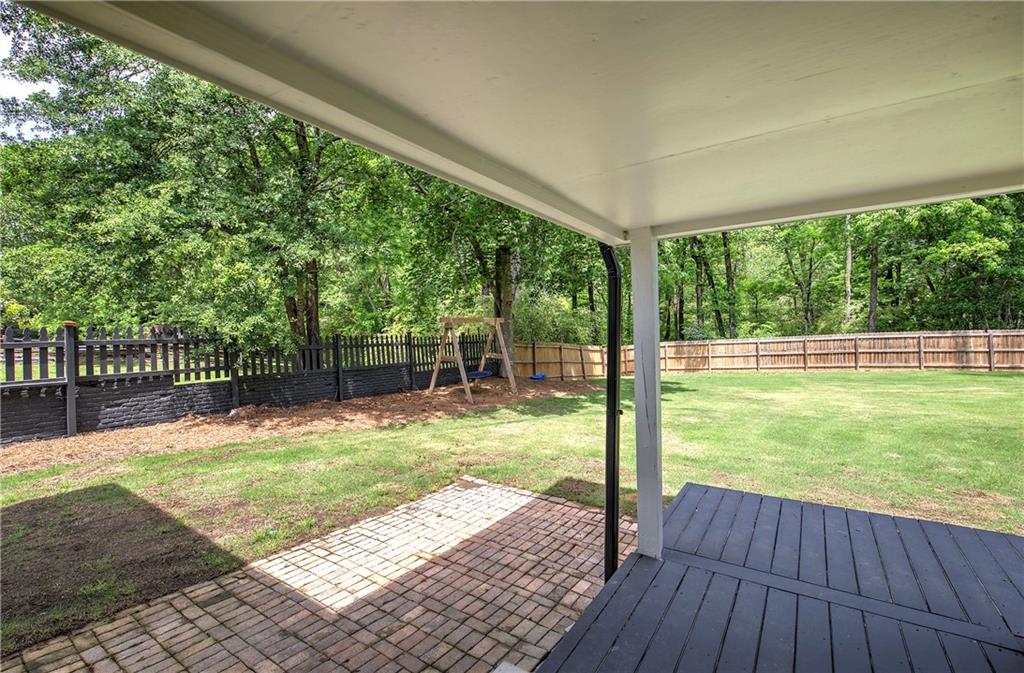 Marietta, Georgia, 30068, United States, 6 Bedrooms Bedrooms, ,5 BathroomsBathrooms,Residential,Active,2044569