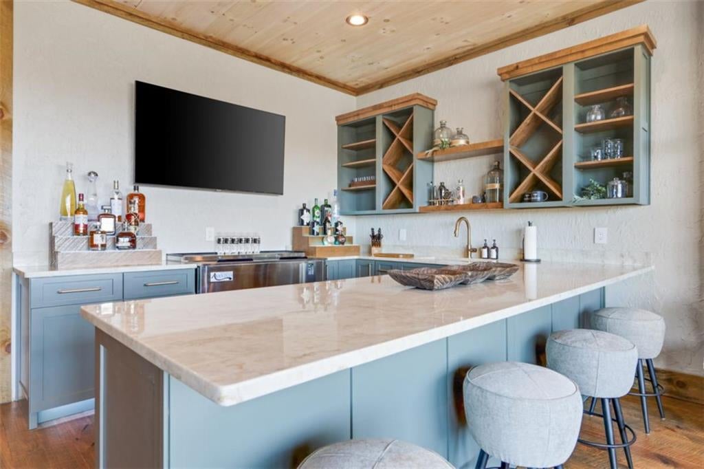 Mineral Bluff, Georgia, 30559, United States, 4 Bedrooms Bedrooms, ,4 BathroomsBathrooms,Residential,Active,2006866