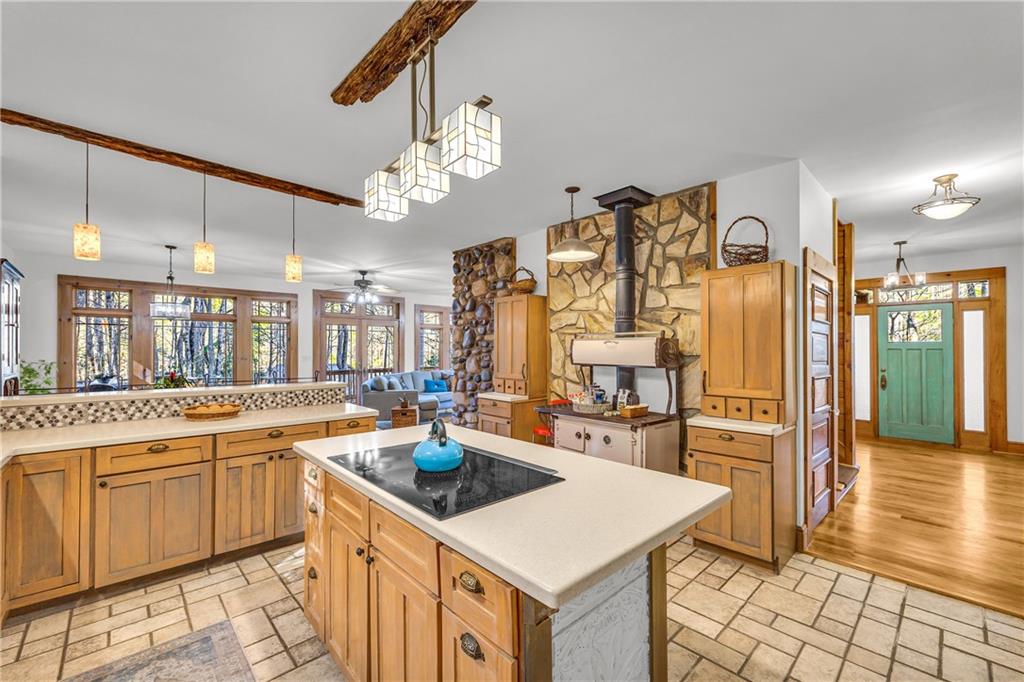 Cherry Log, Georgia, 30522, United States, 4 Bedrooms Bedrooms, ,5 BathroomsBathrooms,Residential,Active,2044183