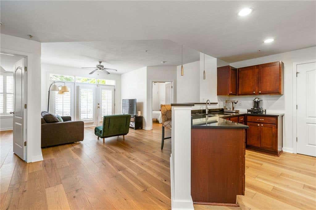 390 17TH ST NW UNIT 1063, ATLANTA, GA 30363, photo 1 of 37