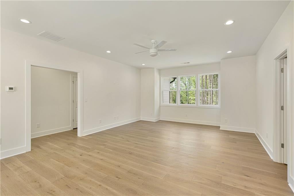 Cumming, Georgia, 30028, United States, 5 Bedrooms Bedrooms, ,5 BathroomsBathrooms,Residential,Active,1764916