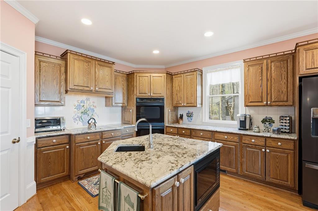 Big Canoe, Georgia, 30143, United States, 4 Bedrooms Bedrooms, ,5 BathroomsBathrooms,Residential,Active,2010159