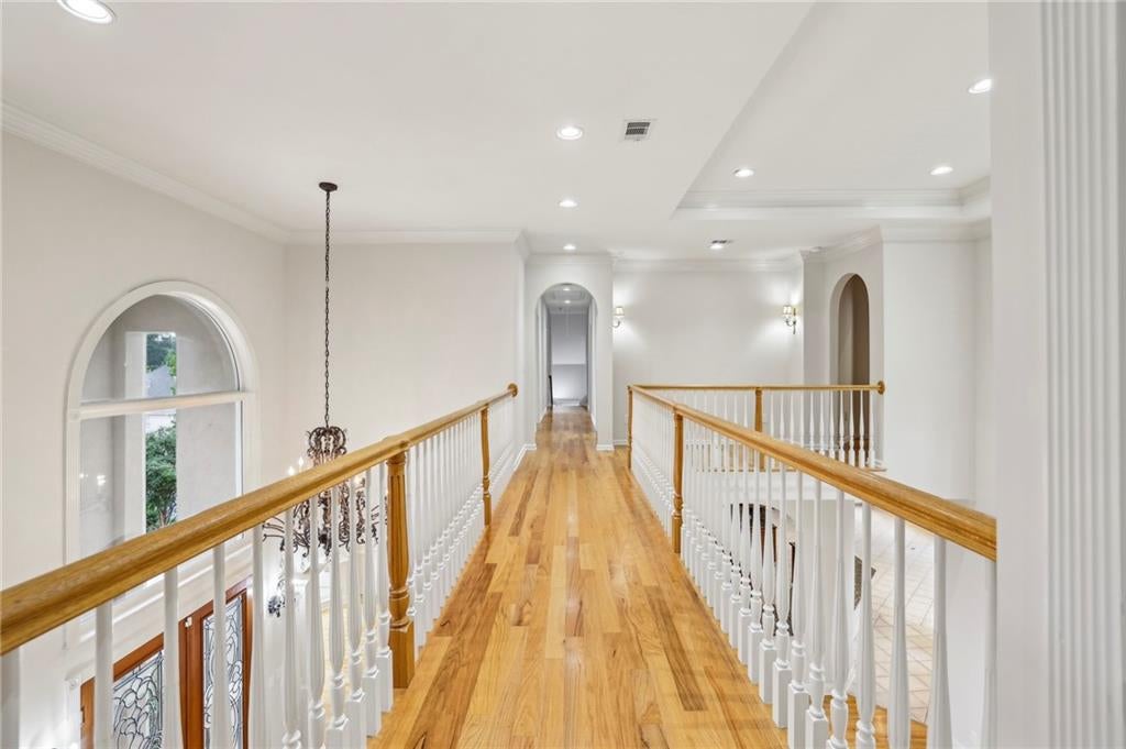 Marietta, Georgia, 30062, United States, 6 Bedrooms Bedrooms, ,6 BathroomsBathrooms,Residential,Active,1965815