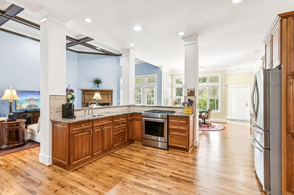 Canton, Georgia, 30115, United States, 5 Bedrooms Bedrooms, ,6 BathroomsBathrooms,Residential,Active,1862827