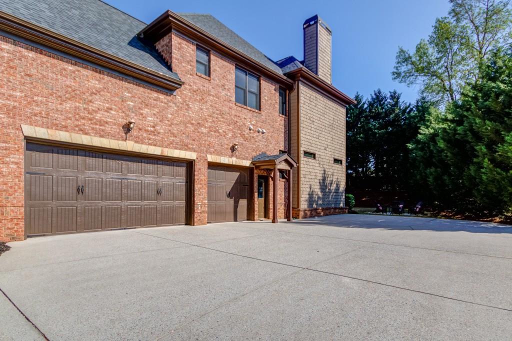 Cumming, Georgia, 30040, United States, 6 Bedrooms Bedrooms, ,7 BathroomsBathrooms,Residential,Active,1898221