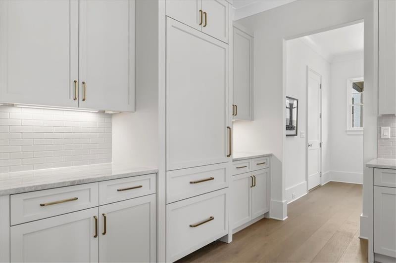 Atlanta, Georgia, 30309, United States, 4 Bedrooms Bedrooms, ,5 BathroomsBathrooms,Residential,Active,1997549