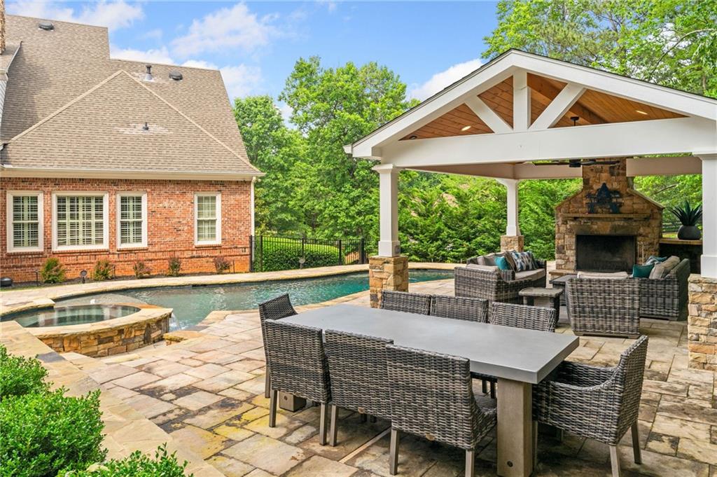 Canton, Georgia, 30115, United States, 6 Bedrooms Bedrooms, ,7 BathroomsBathrooms,Residential,Active,1831788