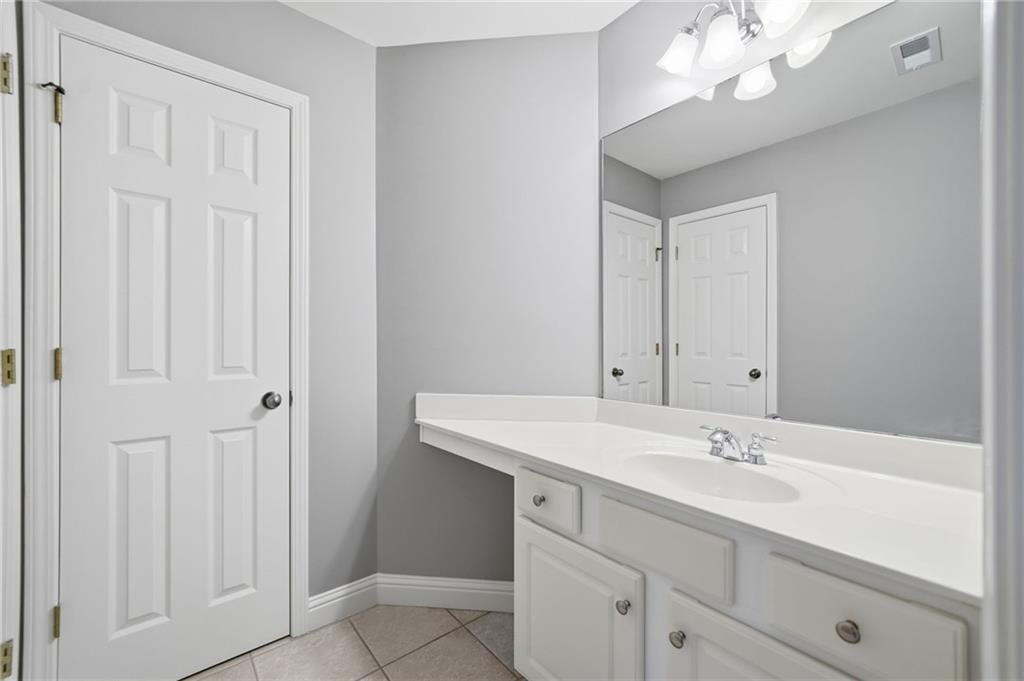 Canton, Georgia, 30114, United States, 6 Bedrooms Bedrooms, ,5 BathroomsBathrooms,Residential,Active,1972202