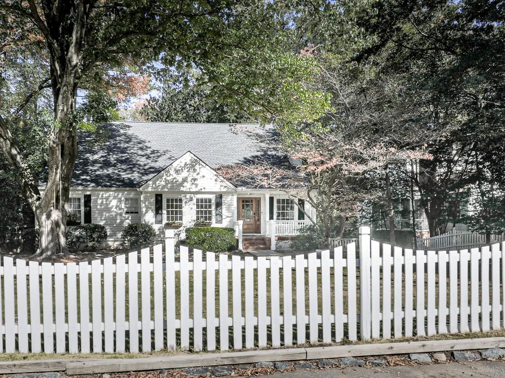 Atlanta, Georgia, 30305, United States, 5 Bedrooms Bedrooms, ,6 BathroomsBathrooms,Residential,Active,1988481