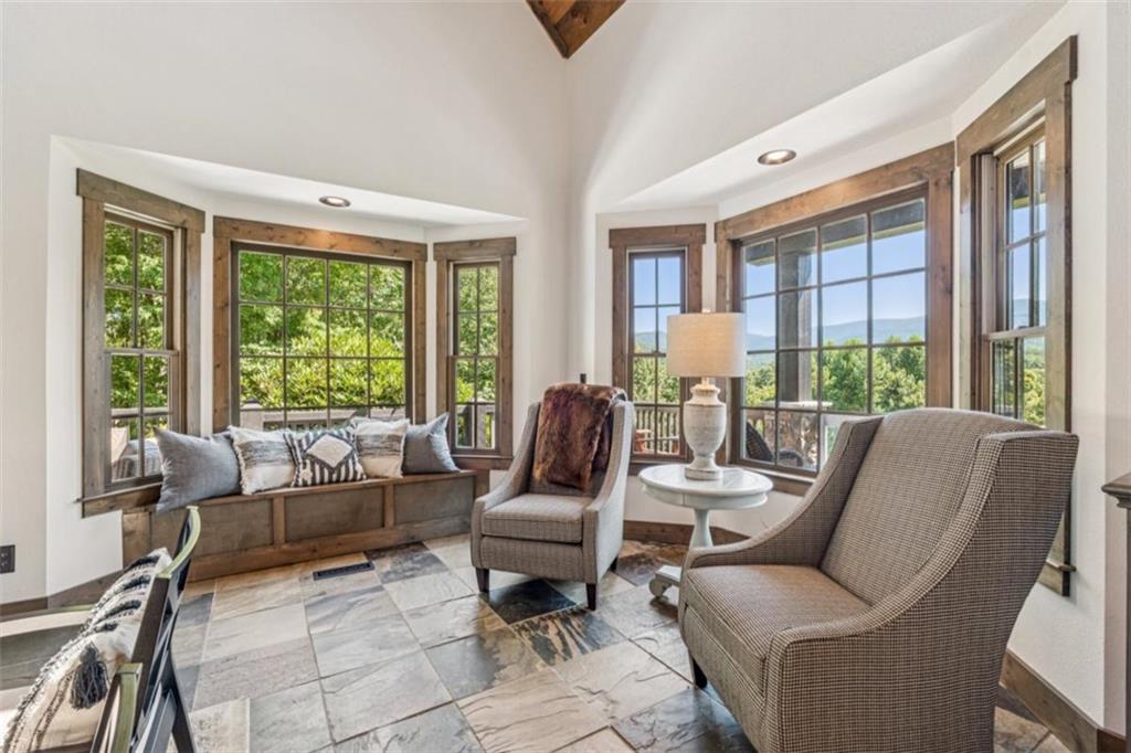 Ellijay, Georgia, 30536, United States, 3 Bedrooms Bedrooms, ,4 BathroomsBathrooms,Residential,Active,1929428