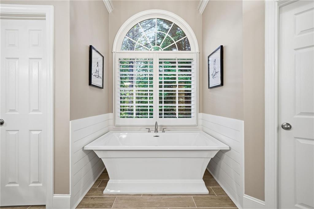 Canton, Georgia, 30114, United States, 6 Bedrooms Bedrooms, ,5 BathroomsBathrooms,Residential,Active,1972202