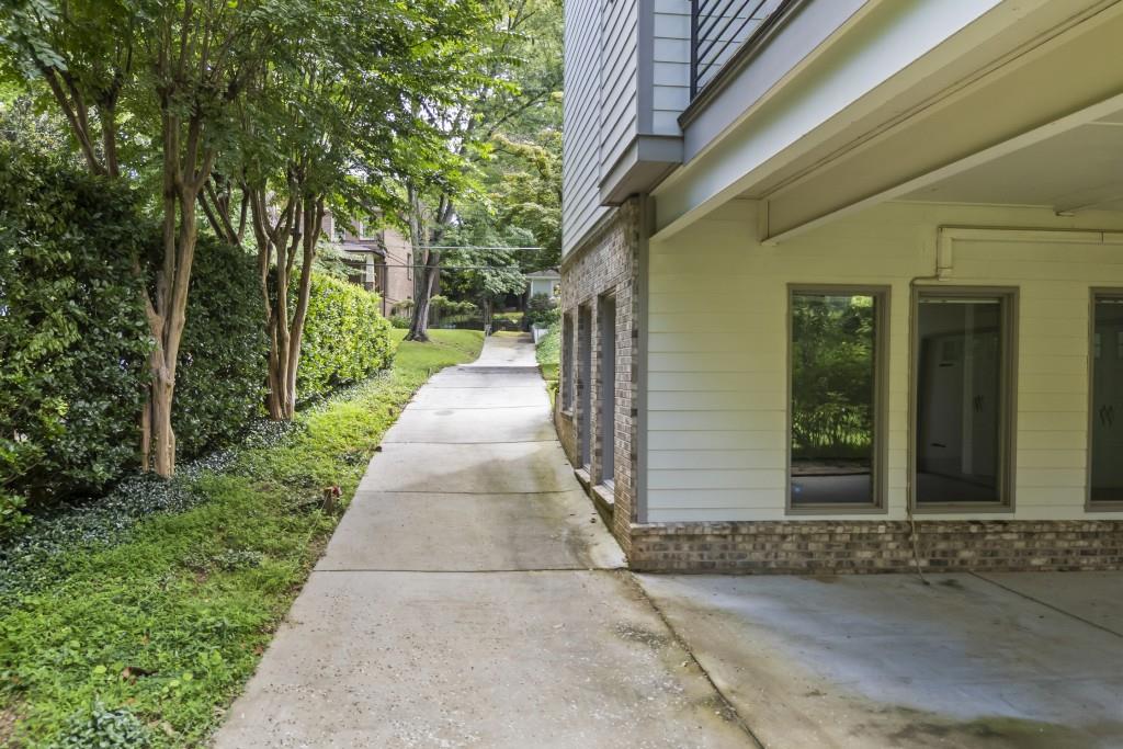 Atlanta, Georgia, 30306, United States, 4 Bedrooms Bedrooms, ,5 BathroomsBathrooms,Residential,Active,1964278