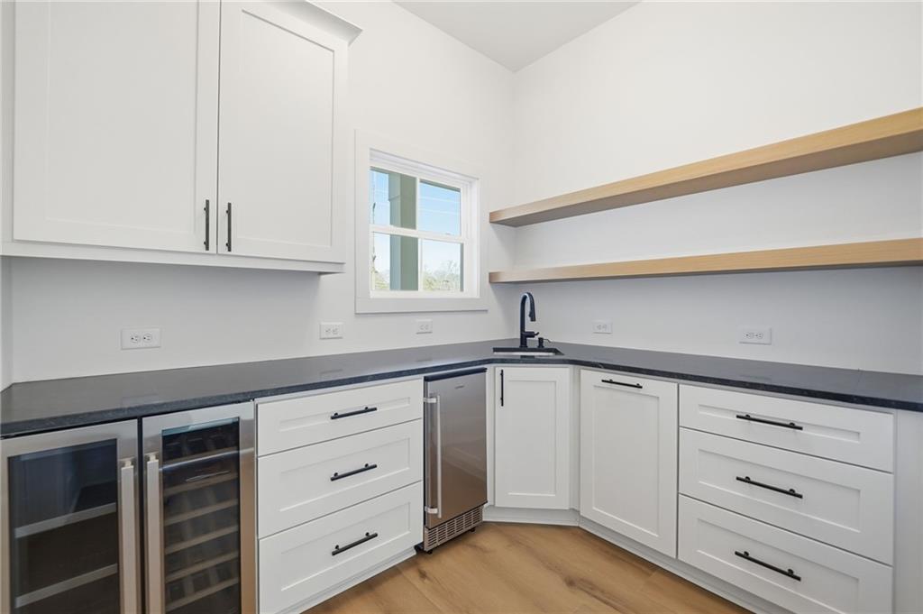 Canton, Georgia, 30115, United States, 5 Bedrooms Bedrooms, ,4 BathroomsBathrooms,Residential,Active,2001340