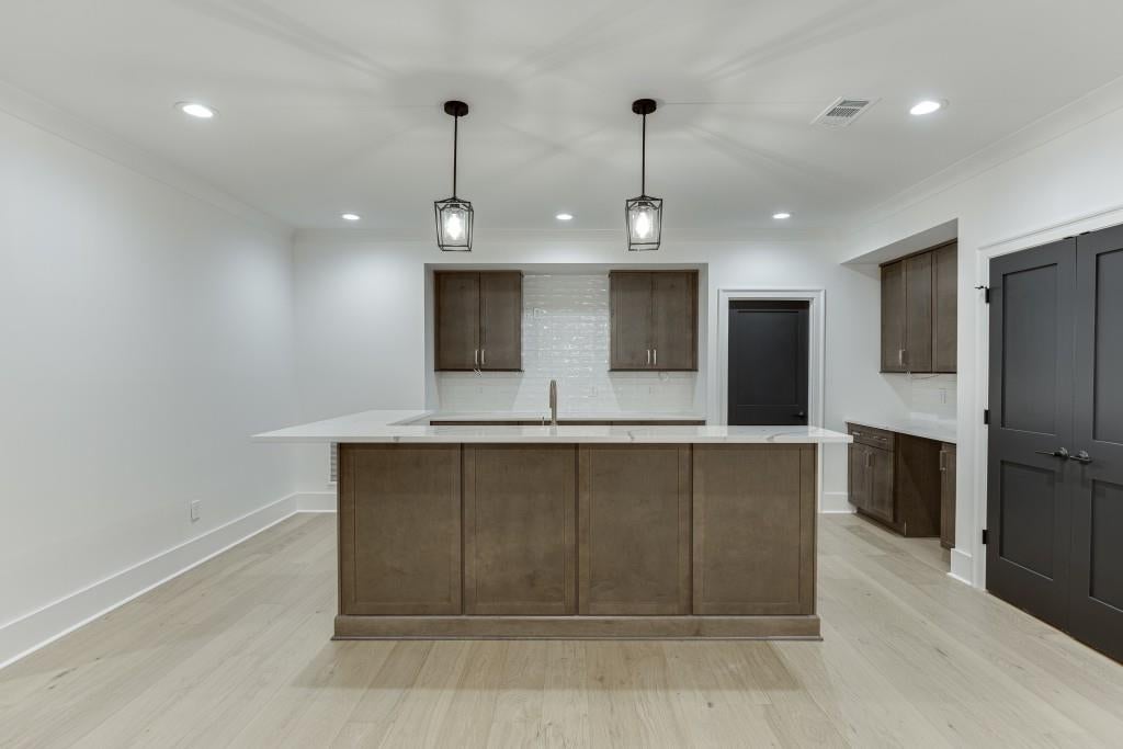 Flowery Branch, Georgia, 30542, United States, 4 Bedrooms Bedrooms, ,6 BathroomsBathrooms,Residential,Active,1999935