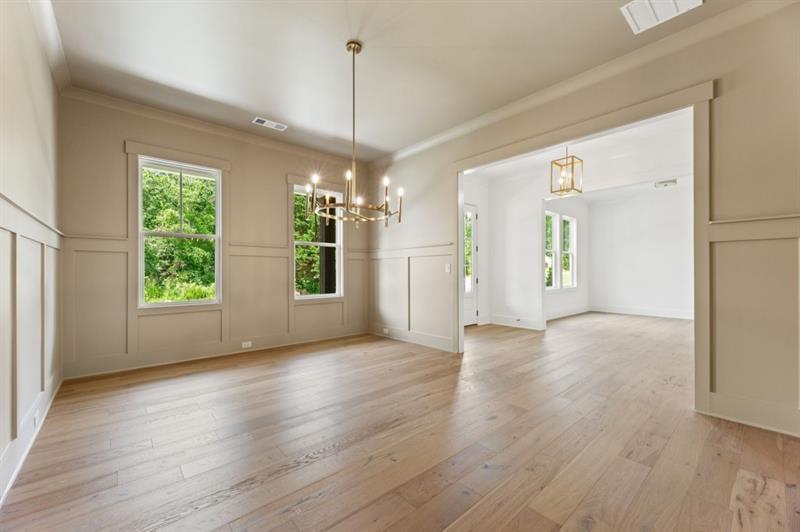 Gainesville, Georgia, 30506, United States, 4 Bedrooms Bedrooms, ,4 BathroomsBathrooms,Residential,Active,1993930