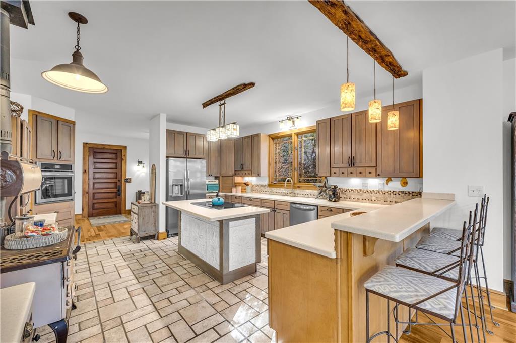 Cherry Log, Georgia, 30522, United States, 4 Bedrooms Bedrooms, ,5 BathroomsBathrooms,Residential,Active,2044183