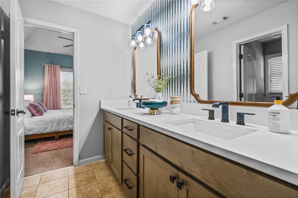 Flowery Branch, Georgia, 30542, United States, 6 Bedrooms Bedrooms, ,5 BathroomsBathrooms,Residential,Active,1971784