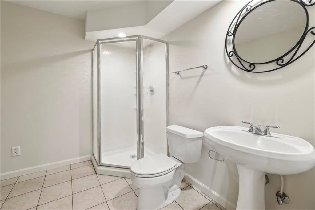 Marietta, Georgia, 30062, United States, 6 Bedrooms Bedrooms, ,6 BathroomsBathrooms,Residential,Active,1965815