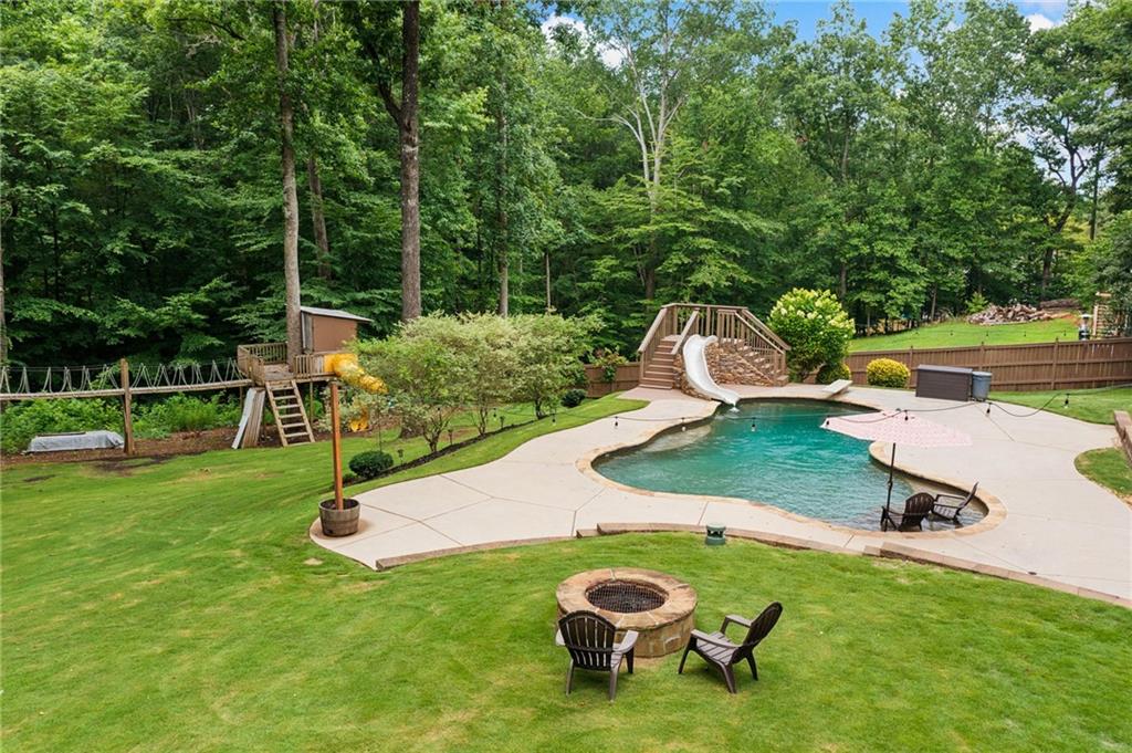 Canton, Georgia, 30115, United States, 6 Bedrooms Bedrooms, ,6 BathroomsBathrooms,Residential,Active,1922302