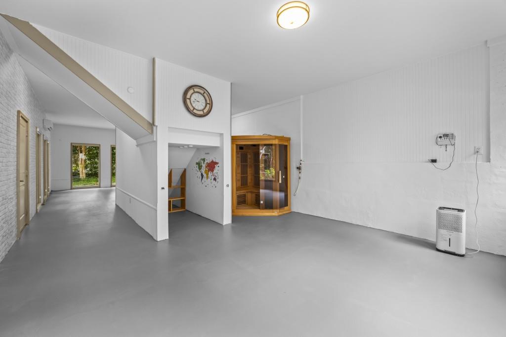 Atlanta, Georgia, 30306, United States, 4 Bedrooms Bedrooms, ,5 BathroomsBathrooms,Residential,Active,1964278