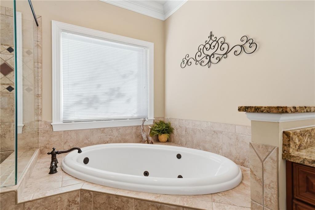 Waleska, Georgia, 30183, United States, 5 Bedrooms Bedrooms, ,5 BathroomsBathrooms,Residential,Active,2001331