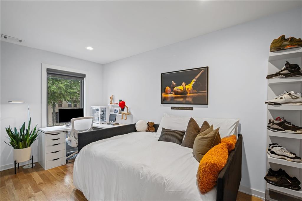 Atlanta, Georgia, 30312, United States, 3 Bedrooms Bedrooms, ,4 BathroomsBathrooms,Residential,Active,1914800