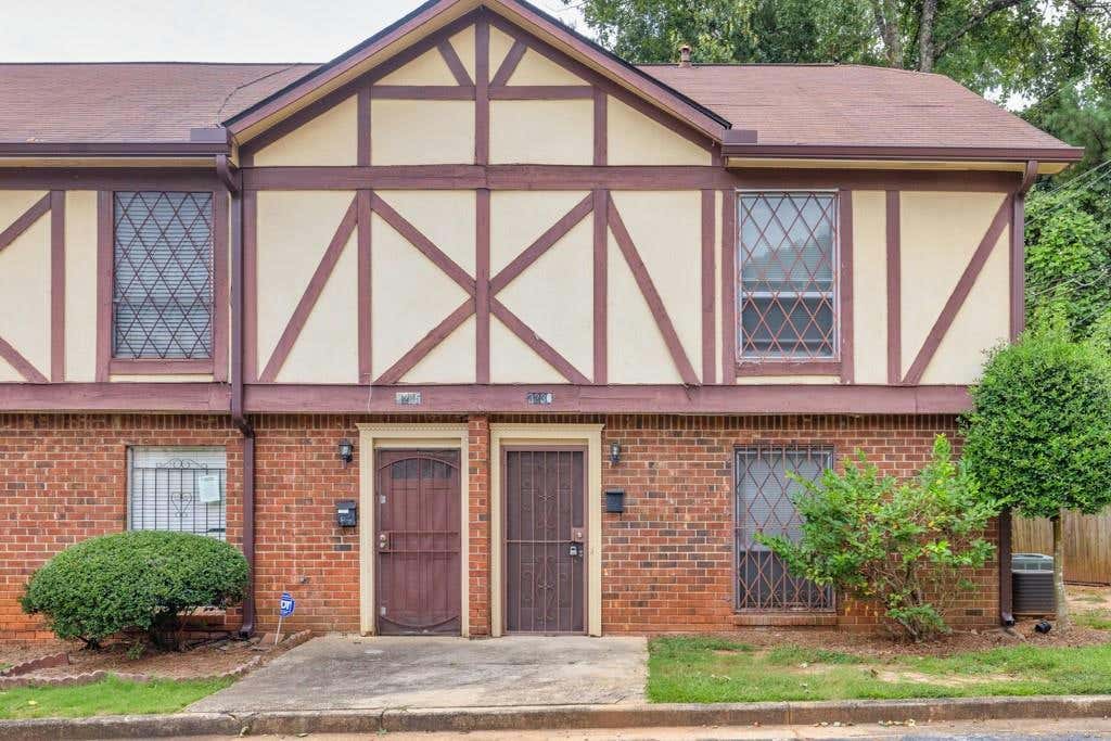 3236 ABBEYWOOD DR, DECATUR, GA 30034, photo 1 of 28