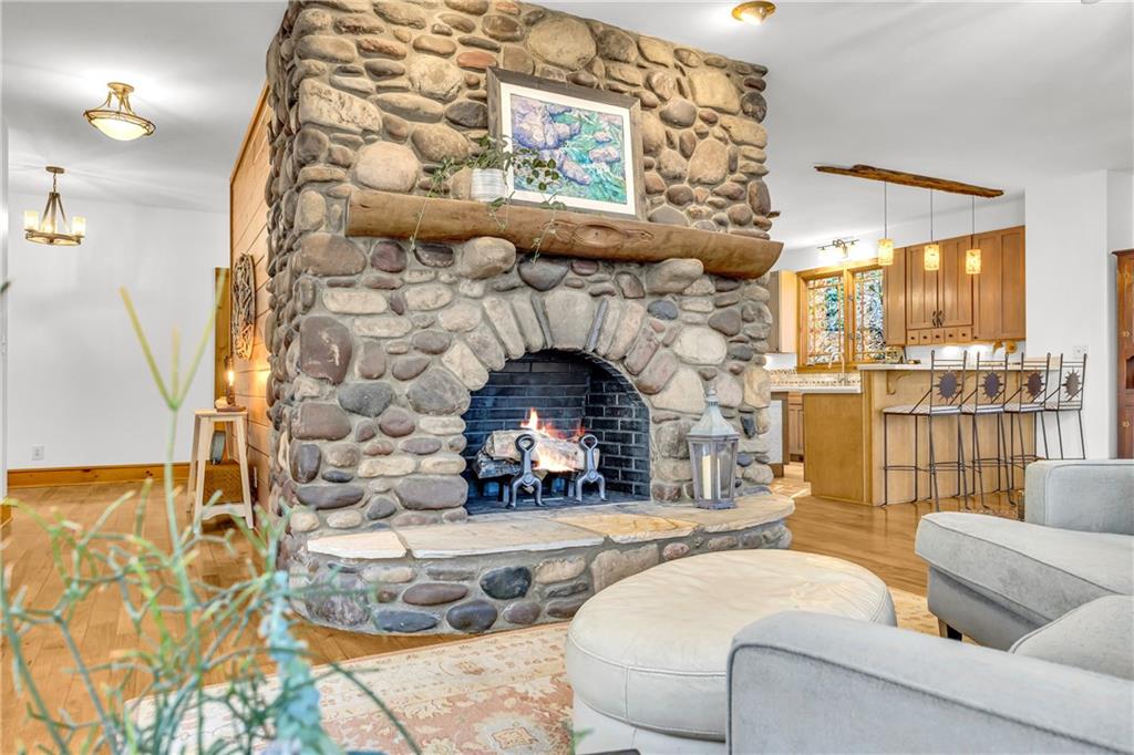 Cherry Log, Georgia, 30522, United States, 4 Bedrooms Bedrooms, ,5 BathroomsBathrooms,Residential,Active,2044183