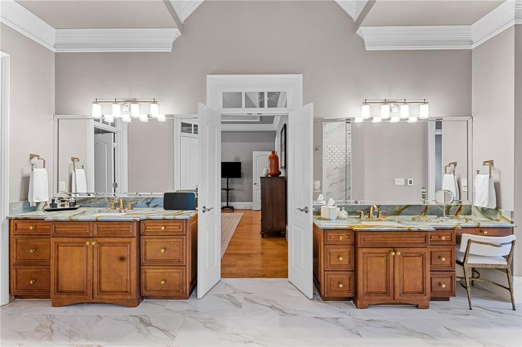 Canton, Georgia, 30115, United States, 6 Bedrooms Bedrooms, ,7 BathroomsBathrooms,Residential,Active,1831788