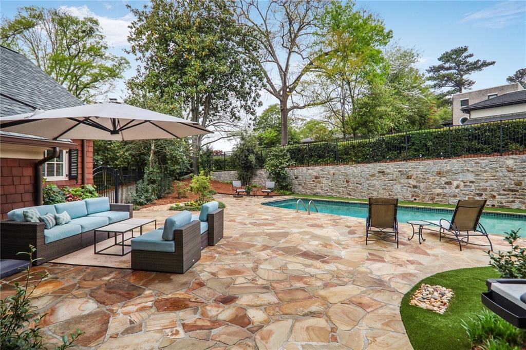 Atlanta, Georgia, 30309, United States, 6 Bedrooms Bedrooms, ,6 BathroomsBathrooms,Residential,Active,1756887