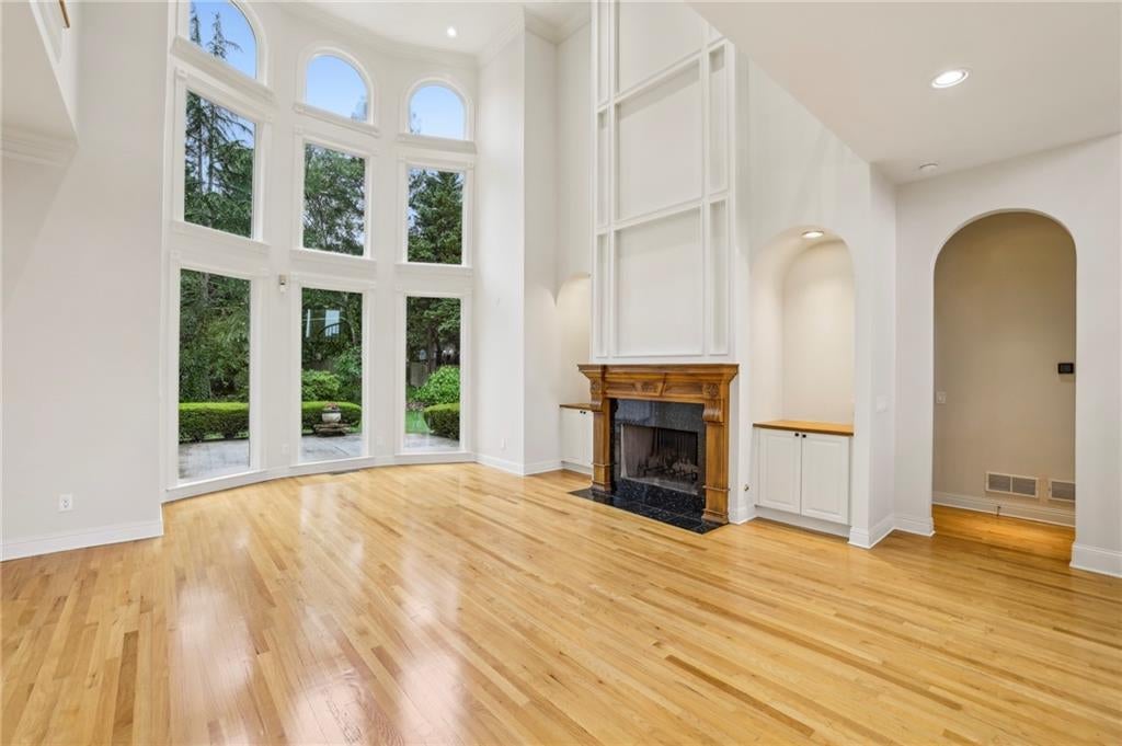 Marietta, Georgia, 30062, United States, 6 Bedrooms Bedrooms, ,6 BathroomsBathrooms,Residential,Active,1965815