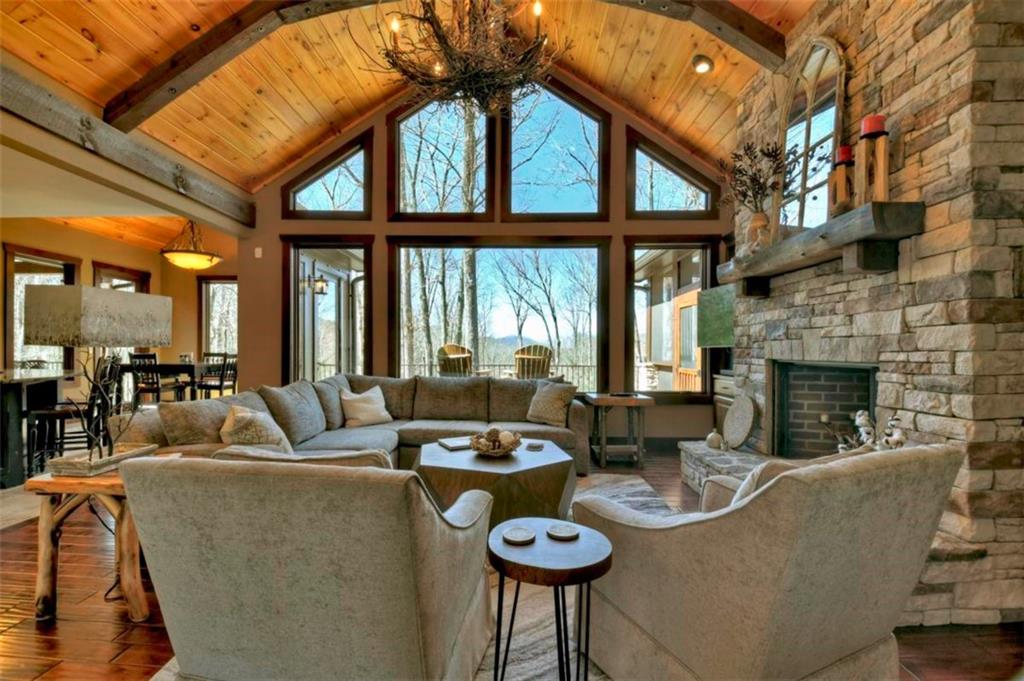 Ellijay, Georgia, 30536, United States, 5 Bedrooms Bedrooms, ,6 BathroomsBathrooms,Residential,Active,1954428