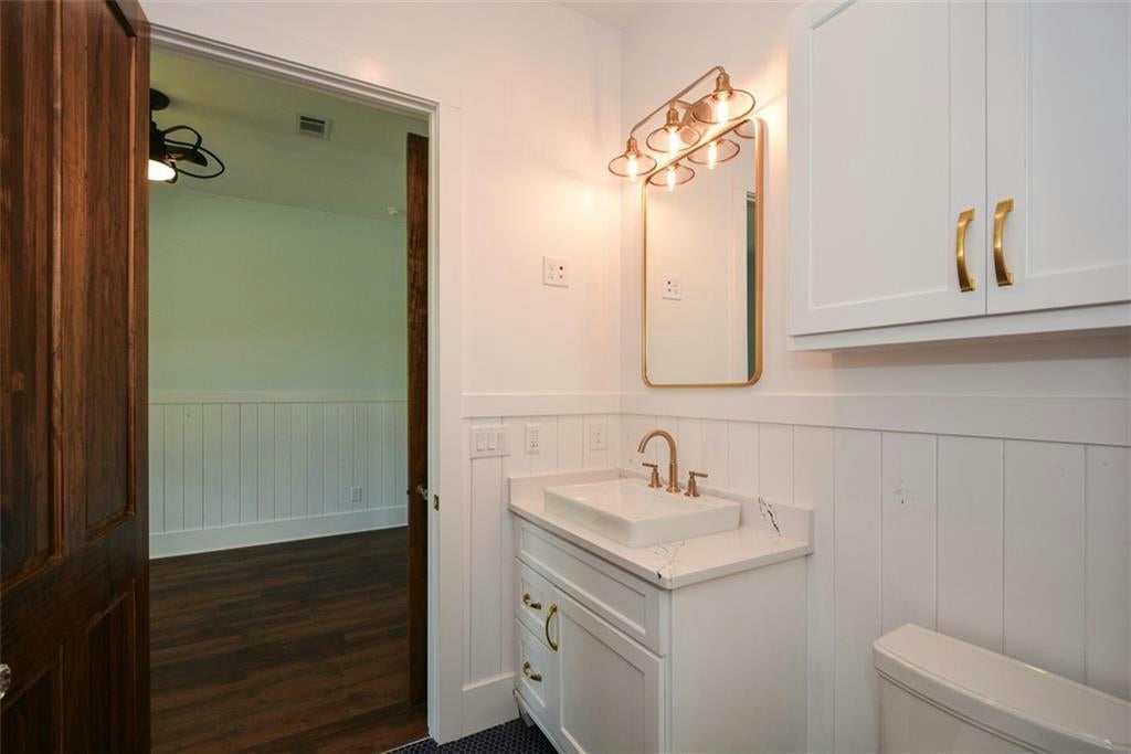 Waleska, Georgia, 30183, United States, ,5 BathroomsBathrooms,Residential,Active,1704235