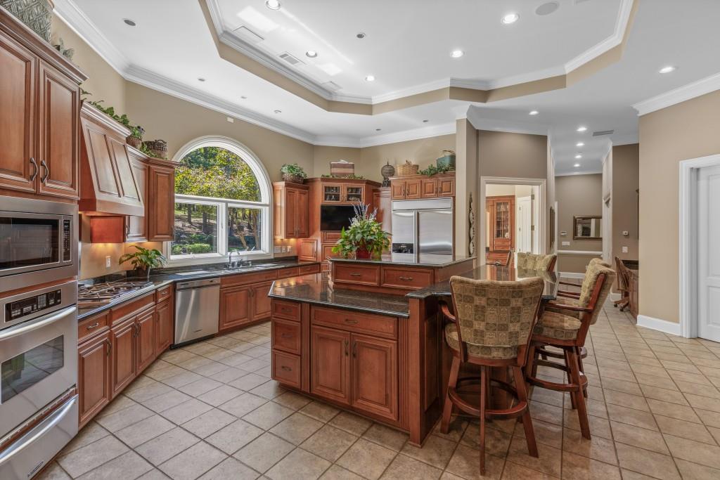 Flowery Branch, Georgia, 30542, United States, 4 Bedrooms Bedrooms, ,8 BathroomsBathrooms,Residential,Active,1929460
