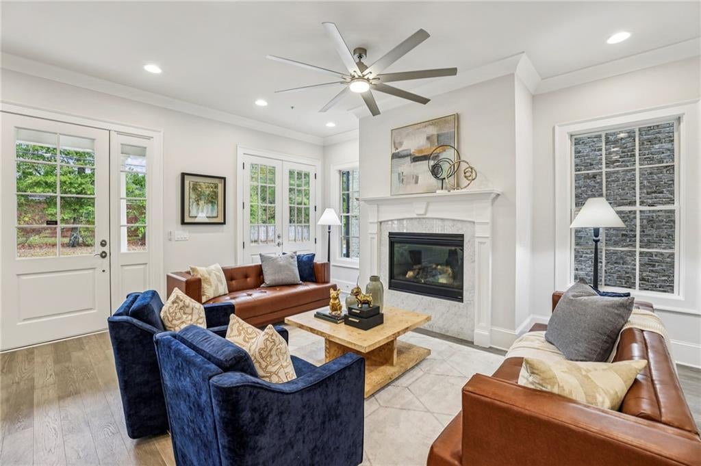 Alpharetta, Georgia, 30009, United States, 3 Bedrooms Bedrooms, ,4 BathroomsBathrooms,Residential,Active,1946317