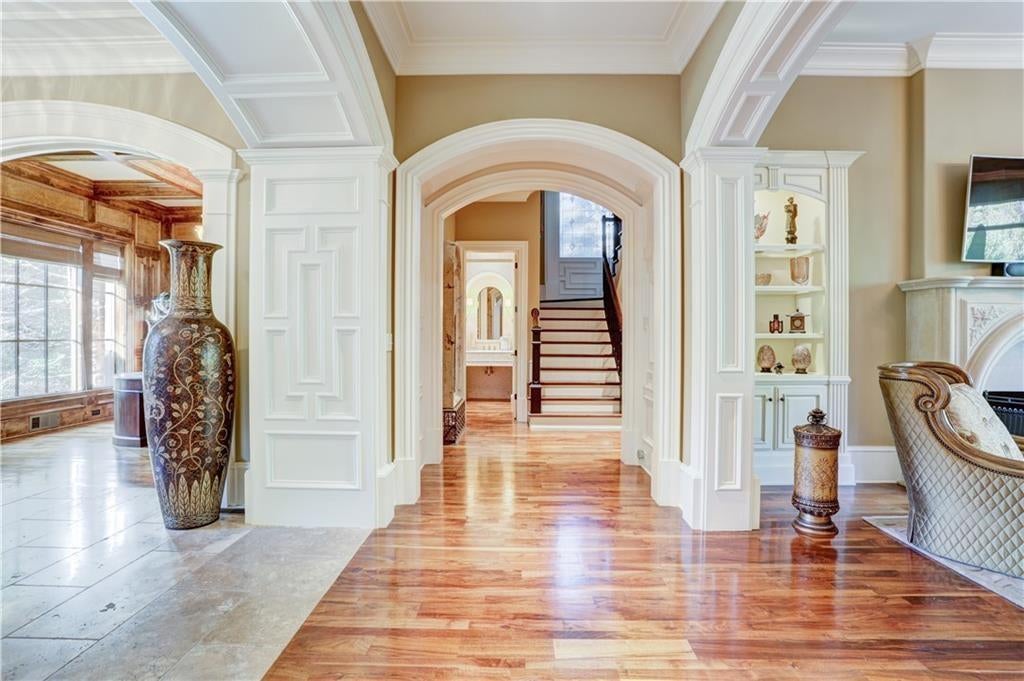 Atlanta, Georgia, 30339, United States, 5 Bedrooms Bedrooms, ,7 BathroomsBathrooms,Residential,Active,1936121