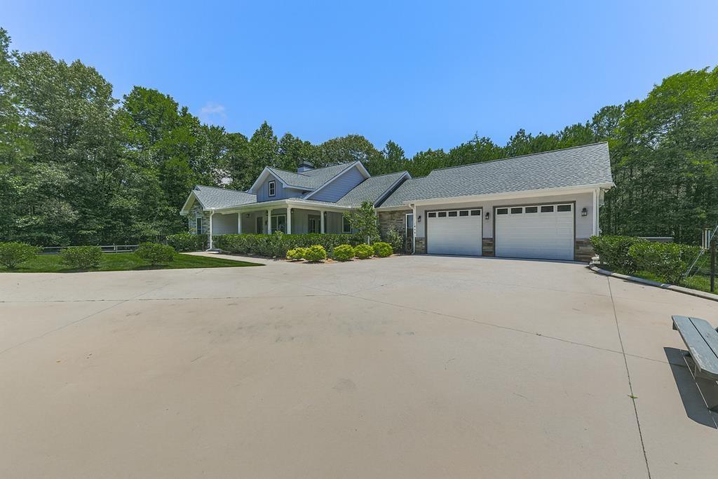 Ellijay, Georgia, 30540, United States, 4 Bedrooms Bedrooms, ,5 BathroomsBathrooms,Residential,Active,1913024