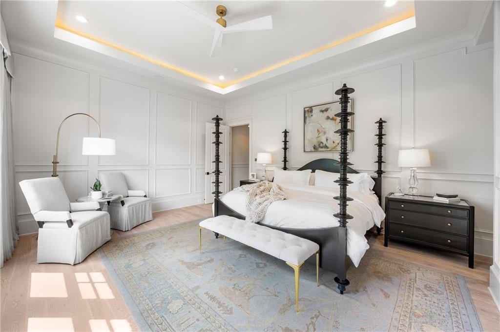 Alpharetta, Georgia, 30004, United States, 6 Bedrooms Bedrooms, ,8 BathroomsBathrooms,Residential,Active,1929413