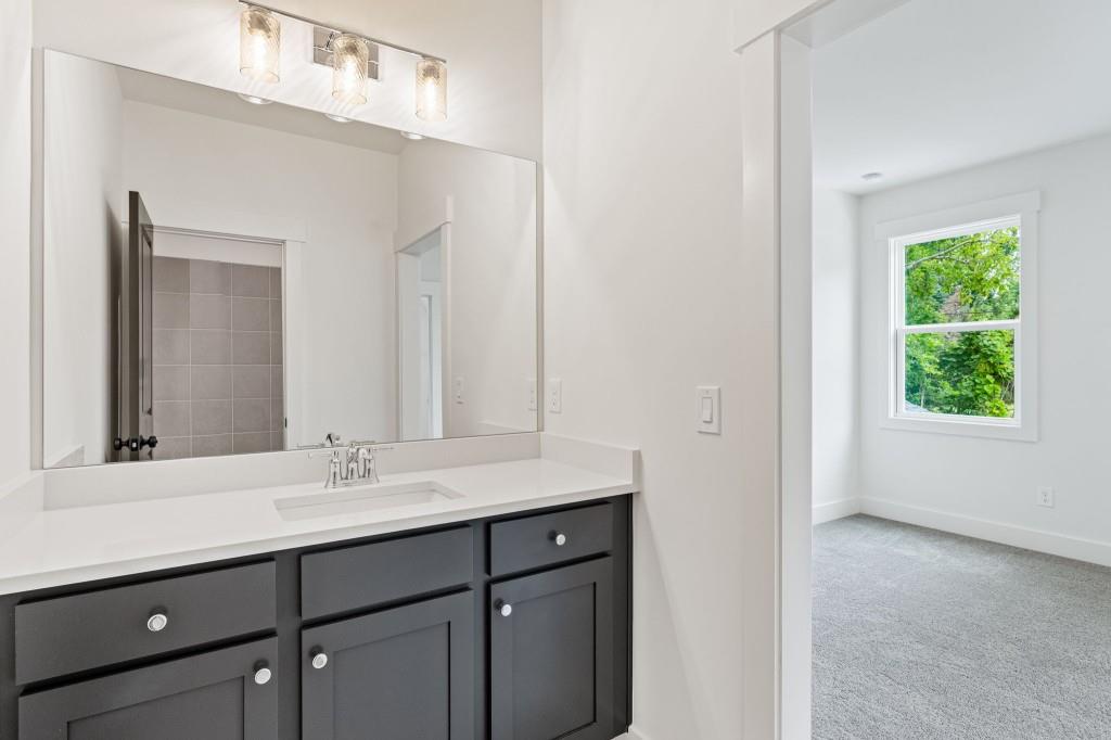 Gainesville, Georgia, 30506, United States, 5 Bedrooms Bedrooms, ,5 BathroomsBathrooms,Residential,Active,1926890
