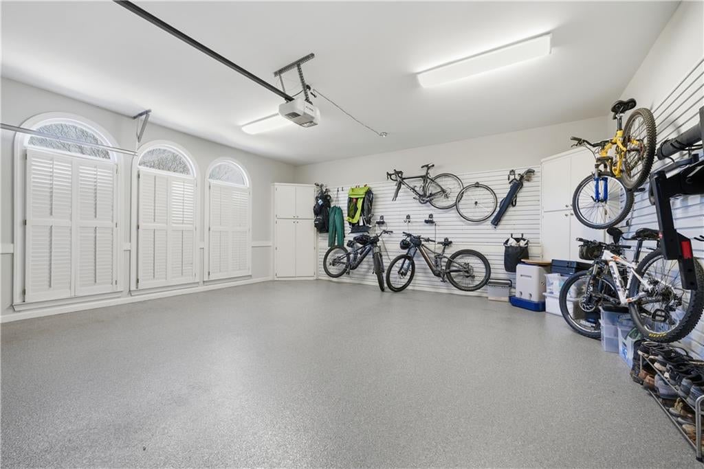 Johns Creek, Georgia, 30097, United States, 4 Bedrooms Bedrooms, ,5 BathroomsBathrooms,Residential,Active,2007308