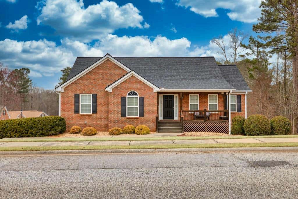 1080 JASMINE DR, JEFFERSON, GA 30549, photo 1 of 45