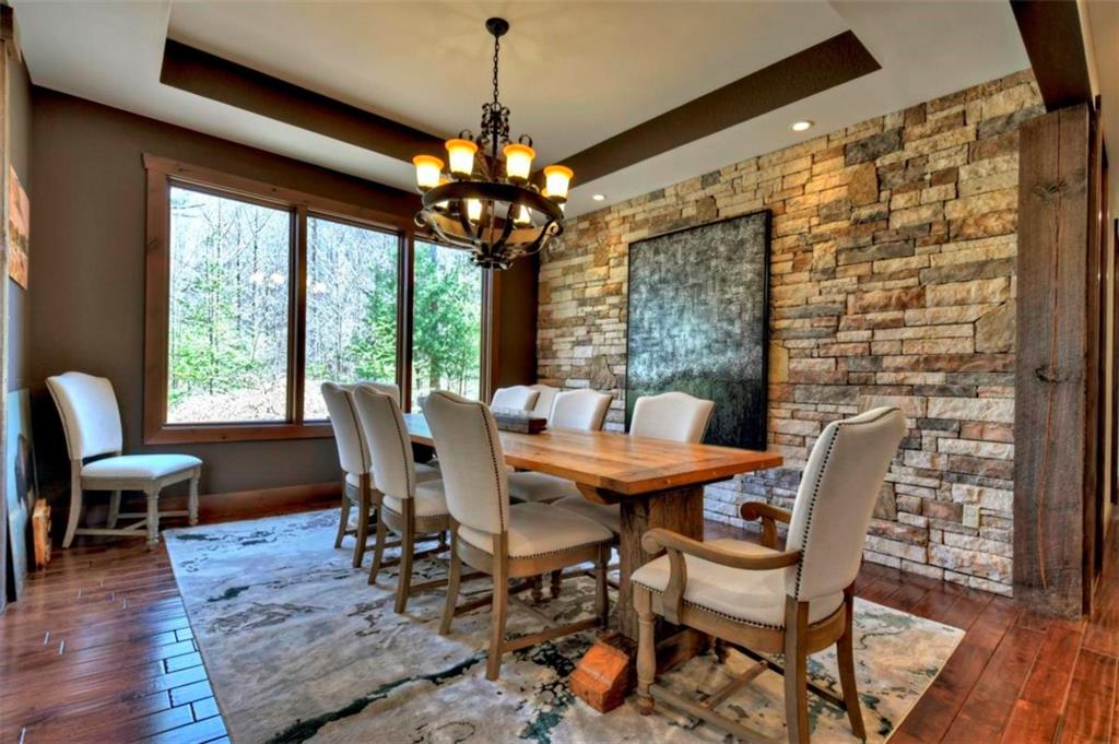 Ellijay, Georgia, 30536, United States, 5 Bedrooms Bedrooms, ,6 BathroomsBathrooms,Residential,Active,1954428