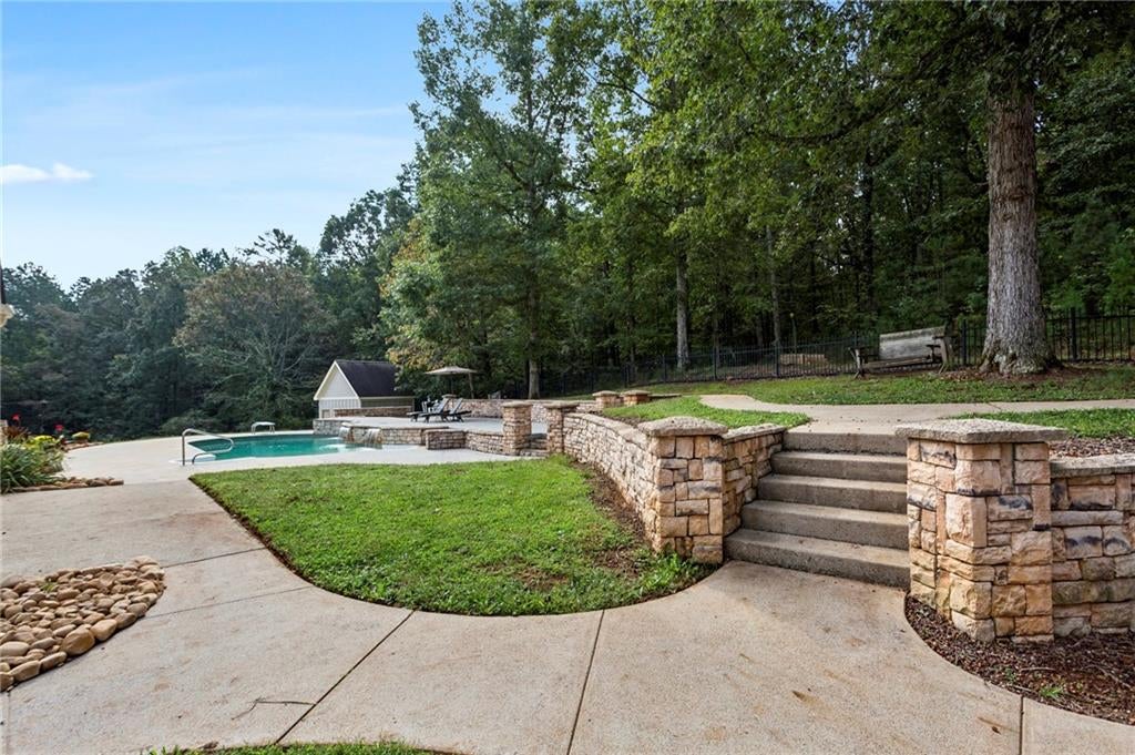 Taylorsville, Georgia, 30178, United States, 5 Bedrooms Bedrooms, ,6 BathroomsBathrooms,Residential,Active,1953004