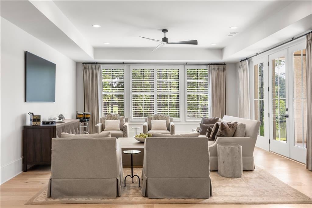 Alpharetta, Georgia, 30004, United States, 6 Bedrooms Bedrooms, ,8 BathroomsBathrooms,Residential,Active,1929413