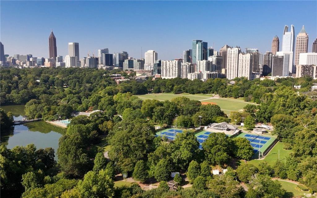 Atlanta, Georgia, 30306, United States, 6 Bedrooms Bedrooms, ,7 BathroomsBathrooms,Residential,Active,2007917