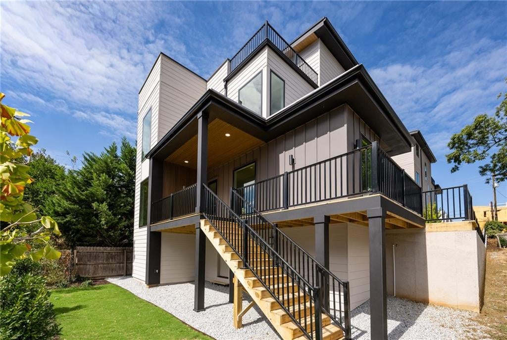 Atlanta, Georgia, 30308, United States, 4 Bedrooms Bedrooms, ,5 BathroomsBathrooms,Residential,Pending,1997548