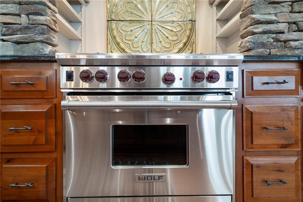 Big Canoe, Georgia, 30143, United States, 5 Bedrooms Bedrooms, ,5 BathroomsBathrooms,Residential,Active,1997553